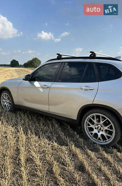 Внедорожник / Кроссовер BMW X1 2013 в 