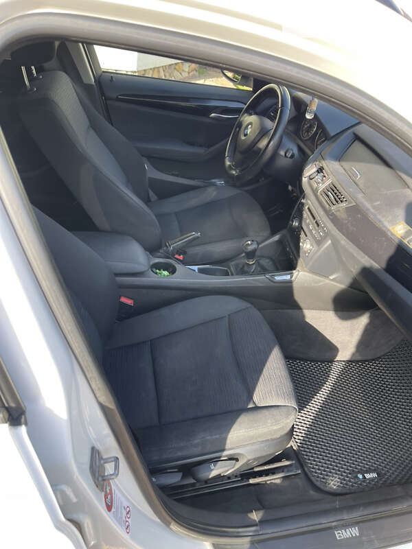 Внедорожник / Кроссовер BMW X1 2011 в Самборе