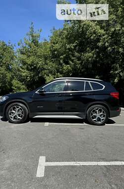 Внедорожник / Кроссовер BMW X1 2017 в Хмельницком