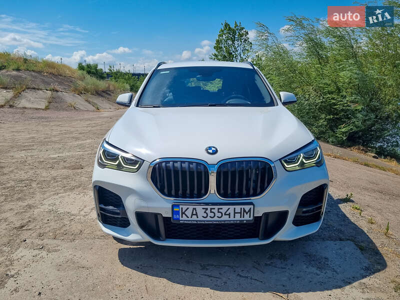 Позашляховик / Кросовер BMW X1 2020 в Києві