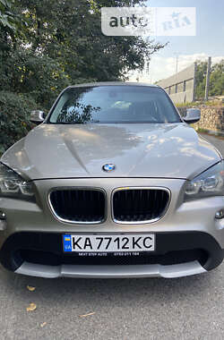 Внедорожник / Кроссовер BMW X1 2011 в Киеве