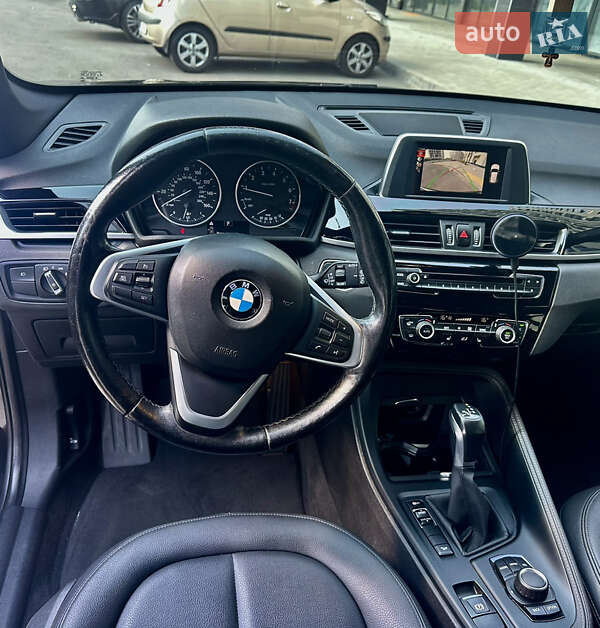 Внедорожник / Кроссовер BMW X1 2016 в Киеве