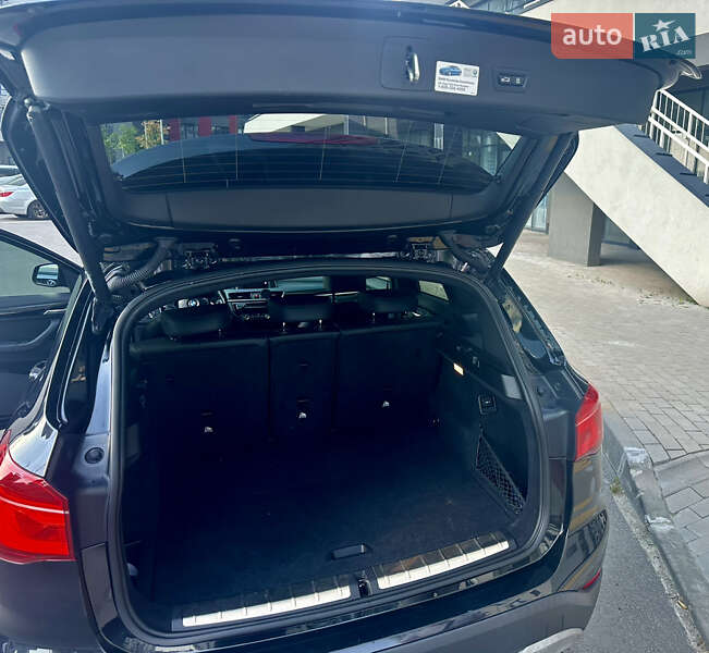 Внедорожник / Кроссовер BMW X1 2016 в Киеве