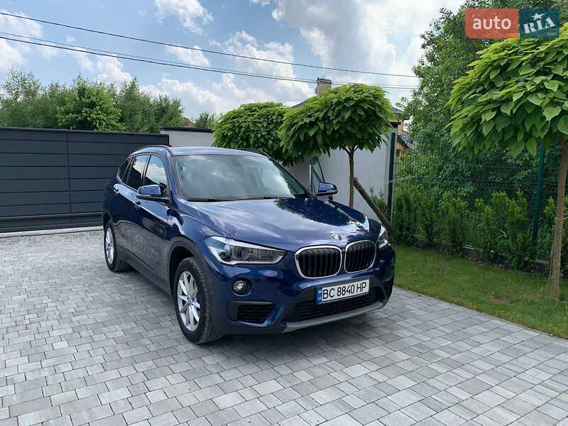 Внедорожник / Кроссовер BMW X1 2018 в Львове