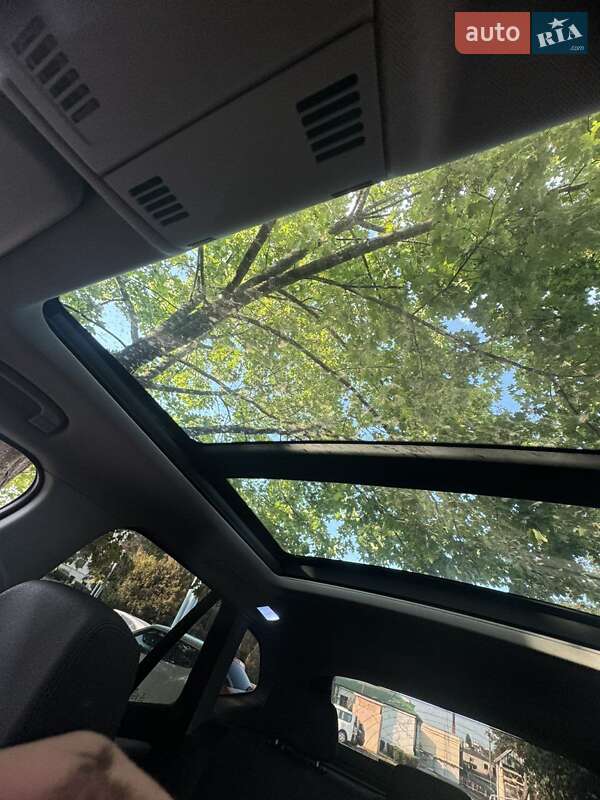 Внедорожник / Кроссовер BMW X1 2014 в Днепре фото 18 Внедорожник / Кроссовер BMW X1 2014 в Днепре