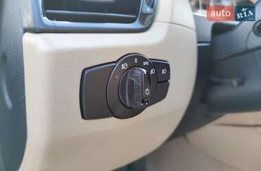 Позашляховик / Кросовер BMW X1 2014 в 