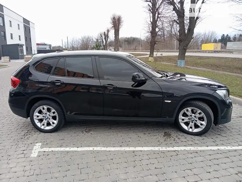 BMW X1 2011