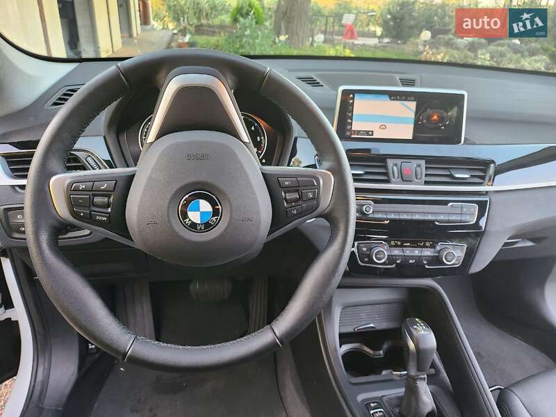 Внедорожник / Кроссовер BMW X1 2022 в Киеве