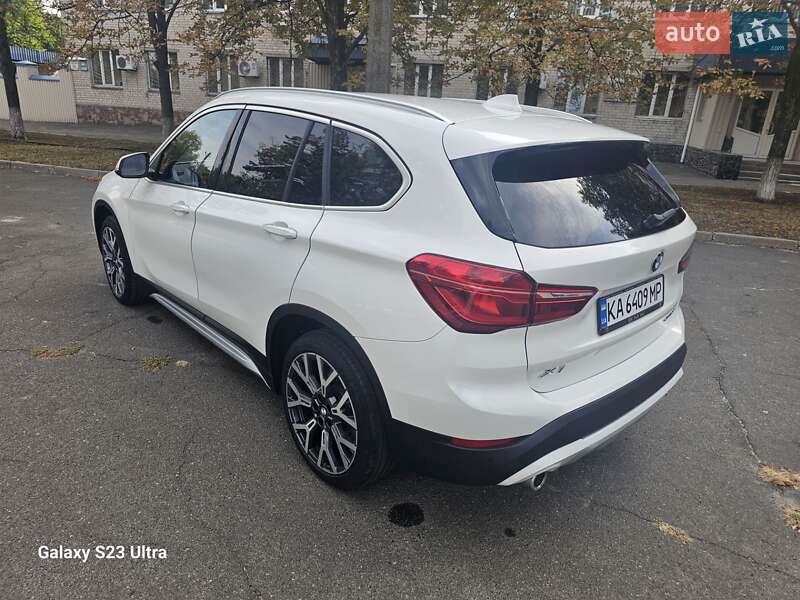 Внедорожник / Кроссовер BMW X1 2020 в Киеве