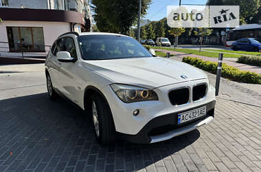 Внедорожник / Кроссовер BMW X1 2012 в Луцке