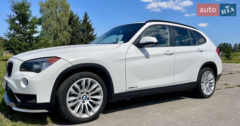 Внедорожник / Кроссовер BMW X1 2014 в Луцке