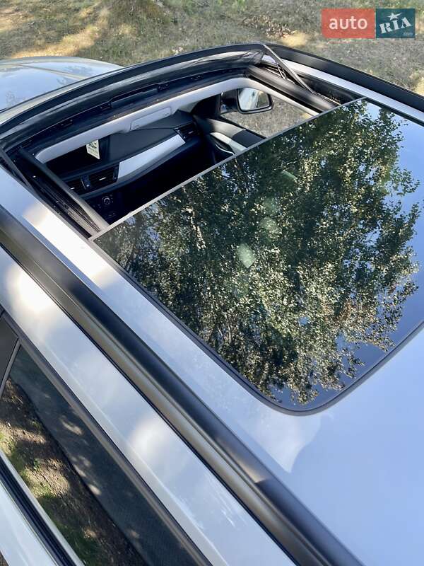 Внедорожник / Кроссовер BMW X1 2014 в Луцке