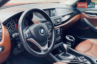 Внедорожник / Кроссовер BMW X1 2014 в Бурштыне