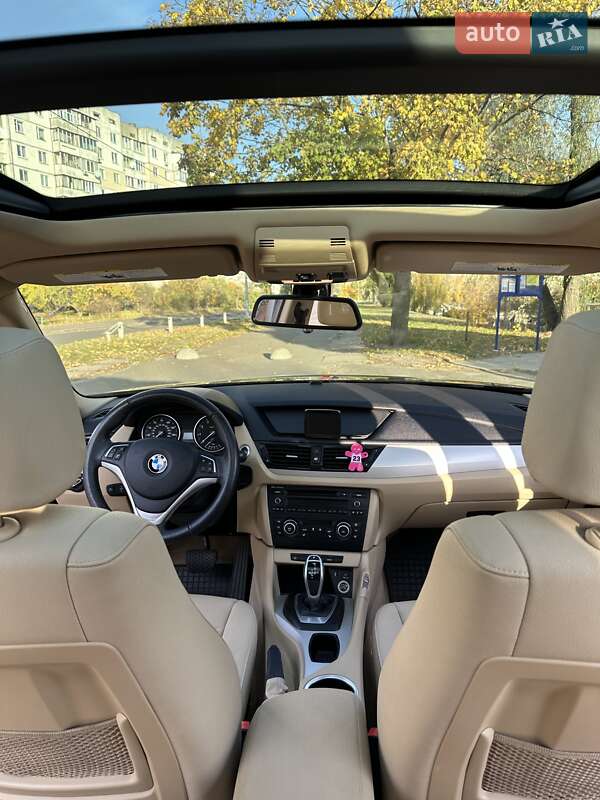 Внедорожник / Кроссовер BMW X1 2012 в Киеве