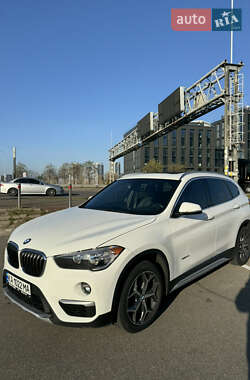 Позашляховик / Кросовер BMW X1 2016 в Києві