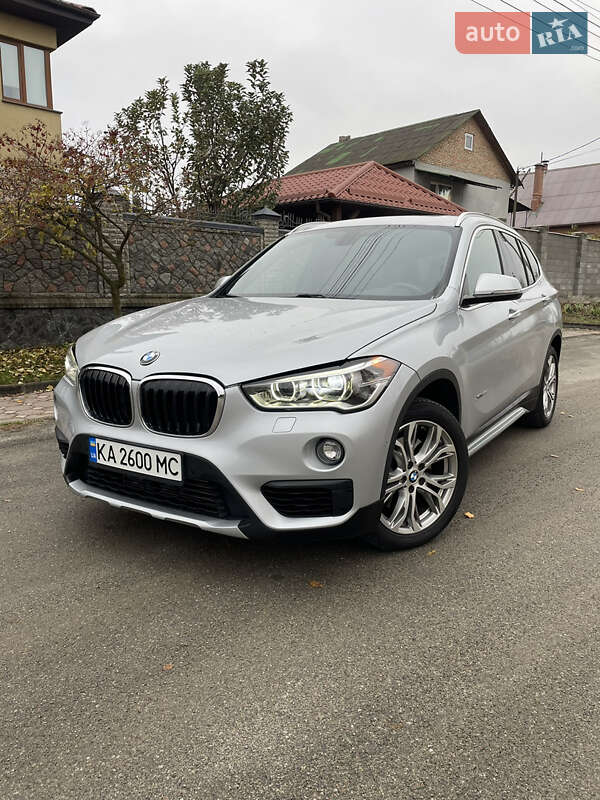 Внедорожник / Кроссовер BMW X1 2017 в Киеве