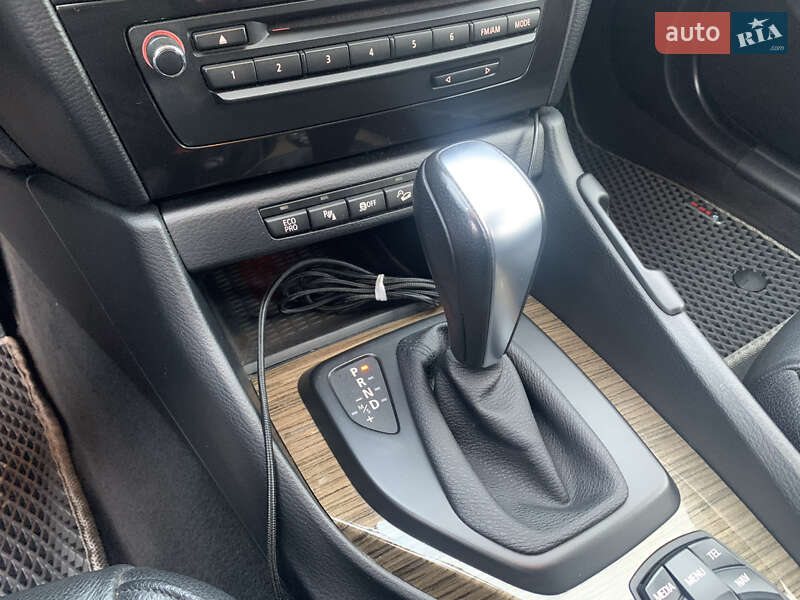 Внедорожник / Кроссовер BMW X1 2013 в Харькове