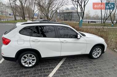 Позашляховик / Кросовер BMW X1 2013 в Києві