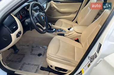 Внедорожник / Кроссовер BMW X1 2014 в 
