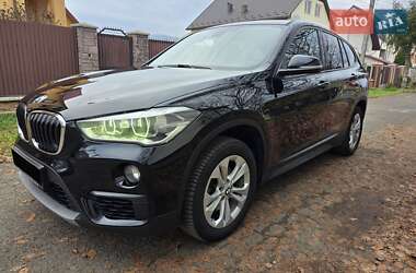 Внедорожник / Кроссовер BMW X1 2017 в Мукачево