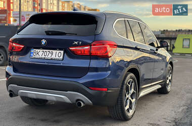 Внедорожник / Кроссовер BMW X1 2016 в Ровно