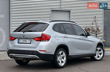 Внедорожник / Кроссовер BMW X1 2015 в Киеве