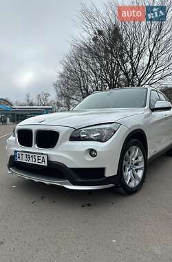 Позашляховик / Кросовер BMW X1 2015 в Івано-Франківську