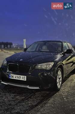 BMW X1 2011