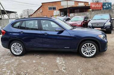 Внедорожник / Кроссовер BMW X1 2012 в 