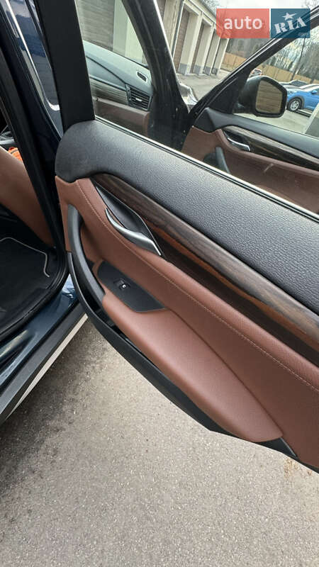 Внедорожник / Кроссовер BMW X1 2012 в Виннице