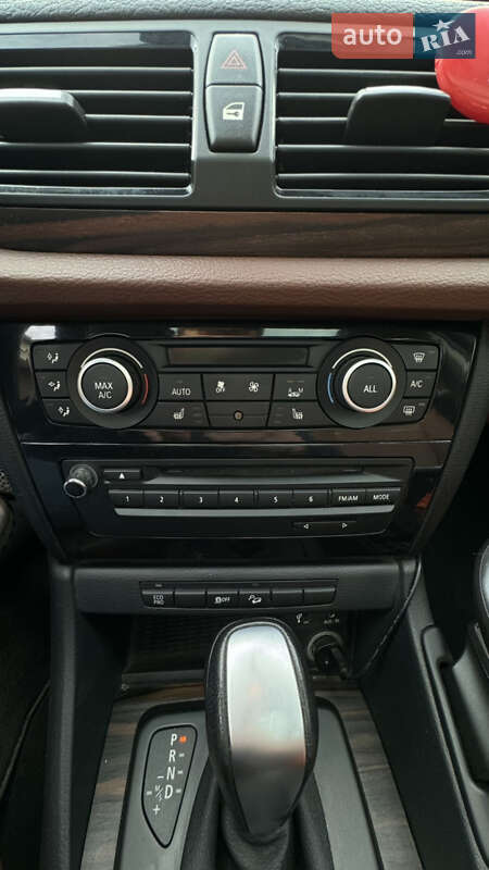Внедорожник / Кроссовер BMW X1 2012 в Виннице