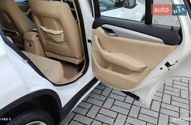 Внедорожник / Кроссовер BMW X1 2010 в 