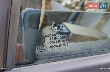 Внедорожник / Кроссовер BMW X1 2010 в 