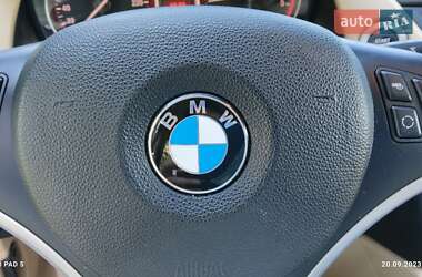 Внедорожник / Кроссовер BMW X1 2010 в 