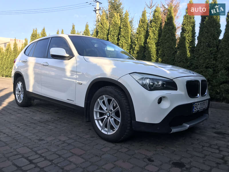 Внедорожник / Кроссовер BMW X1 2010 в Львове
