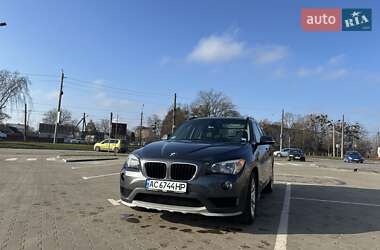 Позашляховик / Кросовер BMW X1 2014 в 