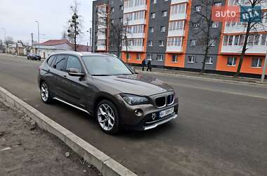 Внедорожник / Кроссовер BMW X1 2010 в 