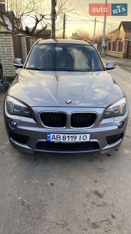 Внедорожник / Кроссовер BMW X1 2012 в 