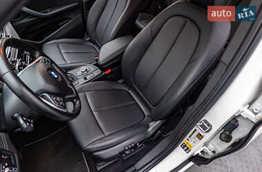 Внедорожник / Кроссовер BMW X1 2021 в 