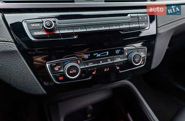 Внедорожник / Кроссовер BMW X1 2021 в 