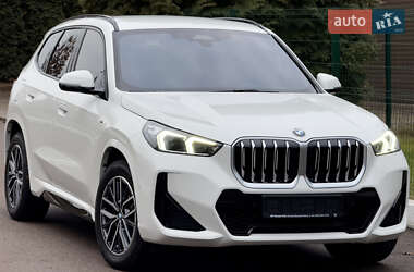 Внедорожник / Кроссовер BMW X1 2023 в Ровно