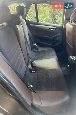 Внедорожник / Кроссовер BMW X1 2011 в 