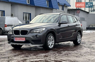 Внедорожник / Кроссовер BMW X1 2015 в Ровно