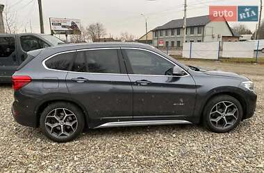 Внедорожник / Кроссовер BMW X1 2015 в 