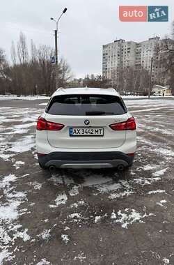 Внедорожник / Кроссовер BMW X1 2017 в Харькове