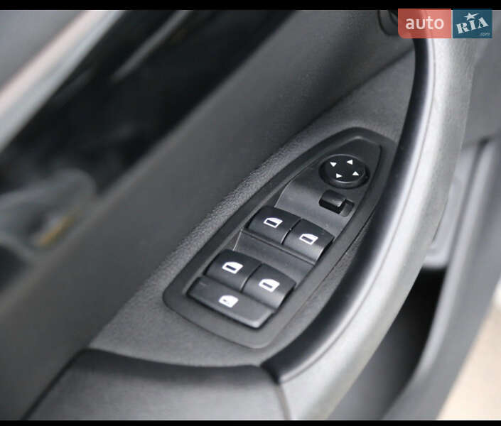 Позашляховик / Кросовер BMW X1 2016 в Полтаві