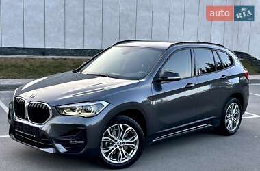 Позашляховик / Кросовер BMW X1 2022 в Києві