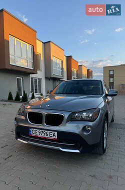 Внедорожник / Кроссовер BMW X1 2011 в Черновцах