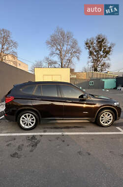 Внедорожник / Кроссовер BMW X1 2016 в Киеве
