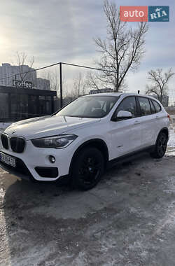 Позашляховик / Кросовер BMW X1 2017 в Києві